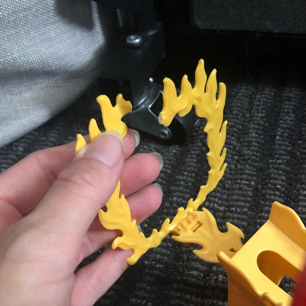 🦅 Hot Wheels Thrill Loop Launcher - Picture 6 of 10